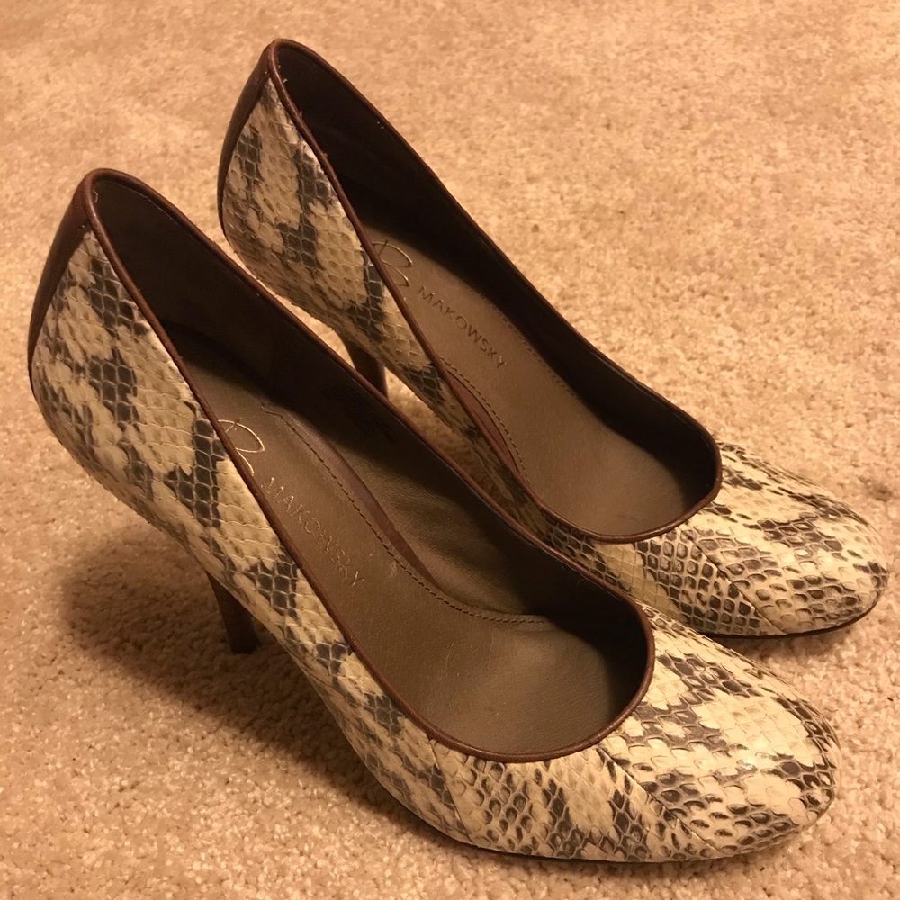 Size 8M Snakeskin 3” heels